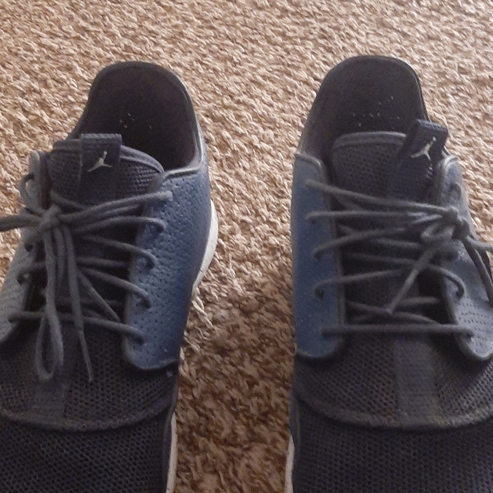 Shoes - Picture 3 of 3